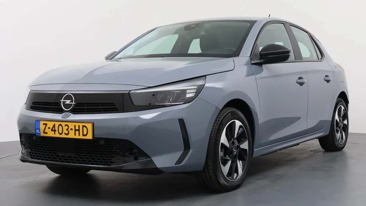 Opel Corsa (2024) — foto 1