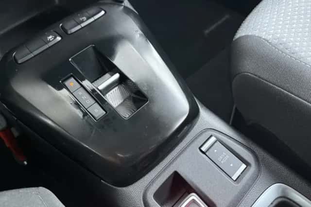 Opel Corsa (2024) thumbnail 21