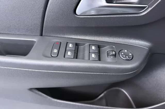 Opel Corsa (2024) thumbnail 26