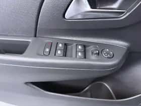 Opel Corsa (2024) thumbnail 26