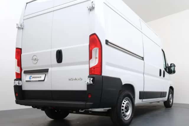 Opel Movano (2024) thumbnail 2