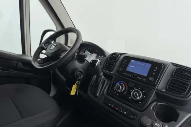Opel Movano (2024) thumbnail 3