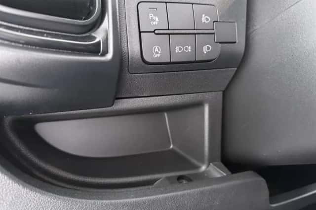 Opel Movano (2024) thumbnail 25