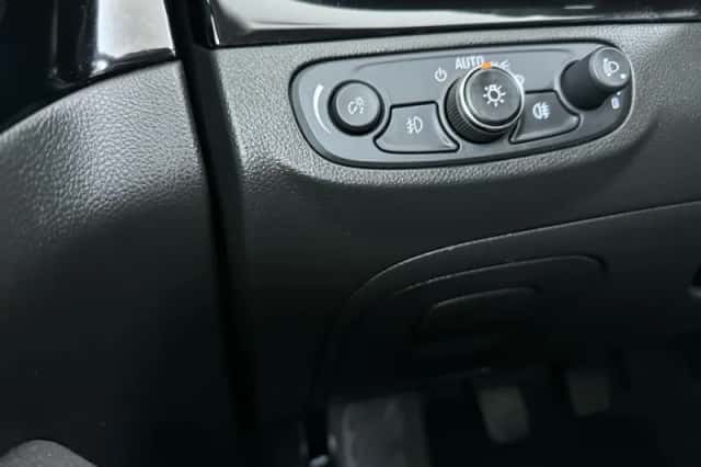 Opel Mokka (2017) thumbnail 25