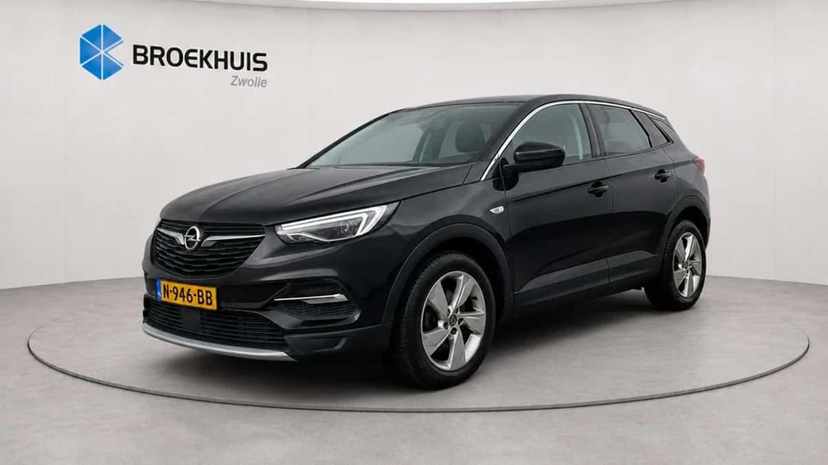 Opel Grandland X (2020) — foto 1