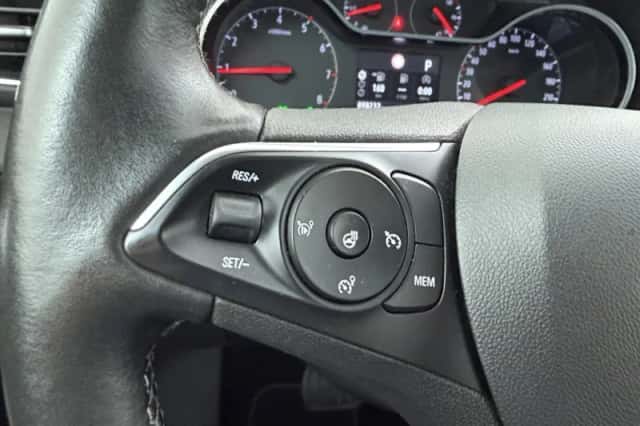 Opel Grandland X (2020) thumbnail 24