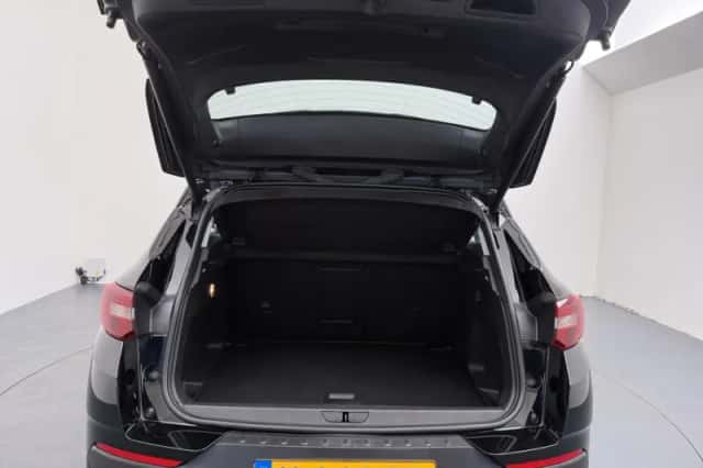 Opel Grandland X (2020) thumbnail 33