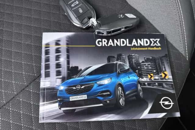 Opel Grandland X (2020) thumbnail 36