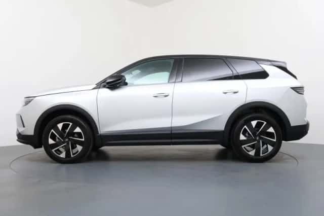 Opel Grandland (2025) thumbnail 13
