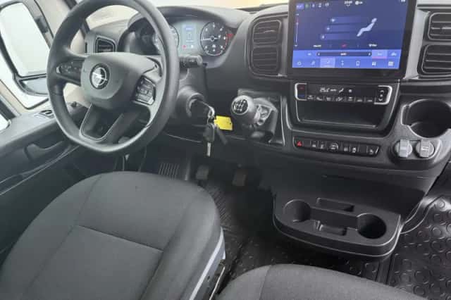 Opel Movano (2024) thumbnail 8