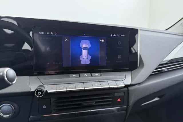 Opel Astra (2023) thumbnail 17
