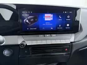Opel Astra (2023) thumbnail 18