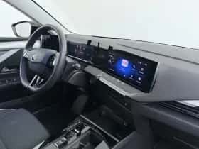 Opel Astra (2023) thumbnail 4