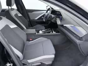 Opel Astra (2023) thumbnail 5