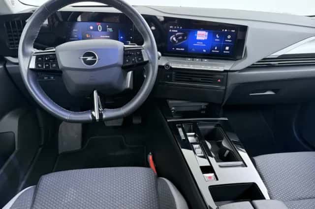 Opel Astra (2023) thumbnail 8
