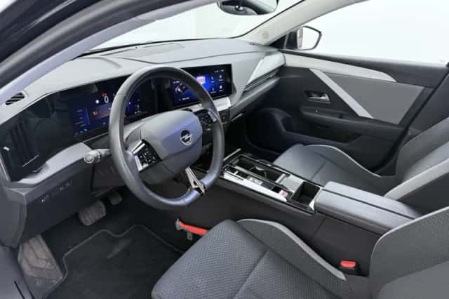 Opel Astra (2023) thumbnail 9