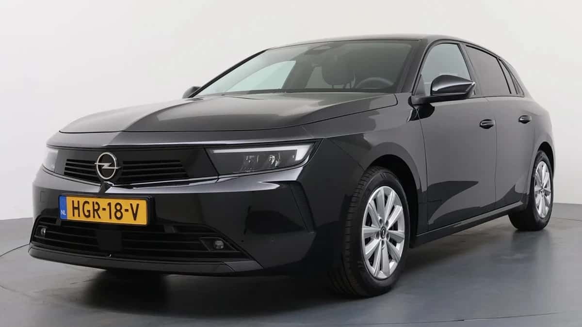 Opel Astra (2025) — foto 1
