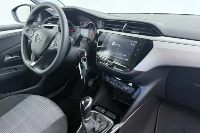 Opel Corsa (2023) thumbnail 3