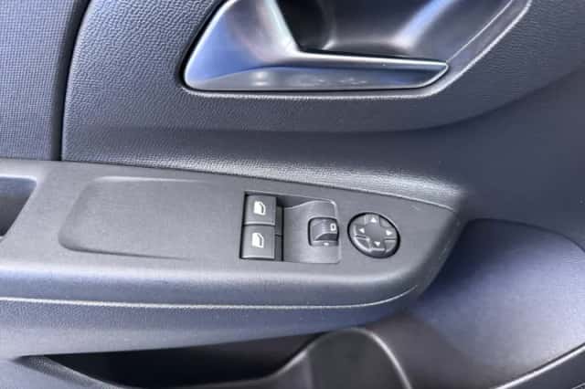 Opel Corsa (2023) thumbnail 29