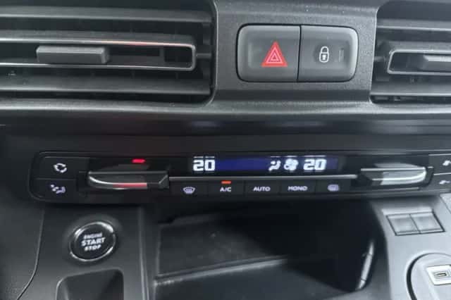 Opel Combo (2024) thumbnail 19