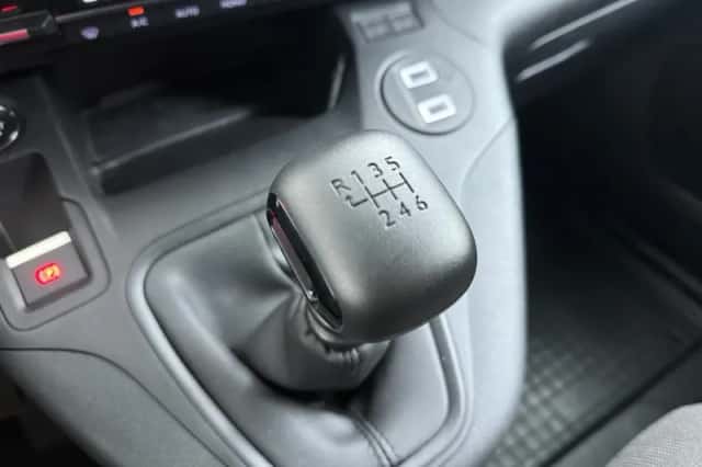 Opel Combo (2024) thumbnail 21
