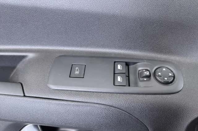 Opel Combo (2024) thumbnail 26