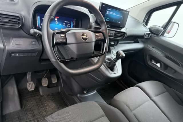 Opel Combo (2024) thumbnail 8