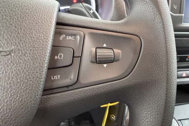 Opel Vivaro (2024) thumbnail 19