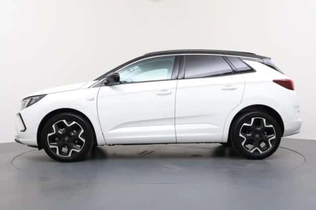 Opel Grandland (2024) thumbnail 13