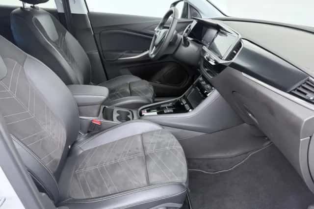 Opel Grandland (2024) thumbnail 4