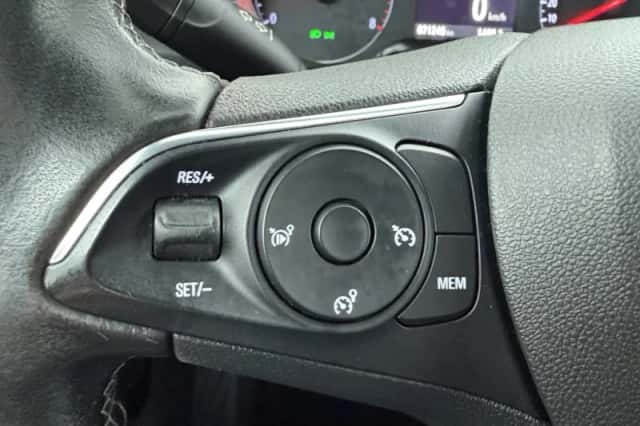 Opel Crossland X (2019) thumbnail 24