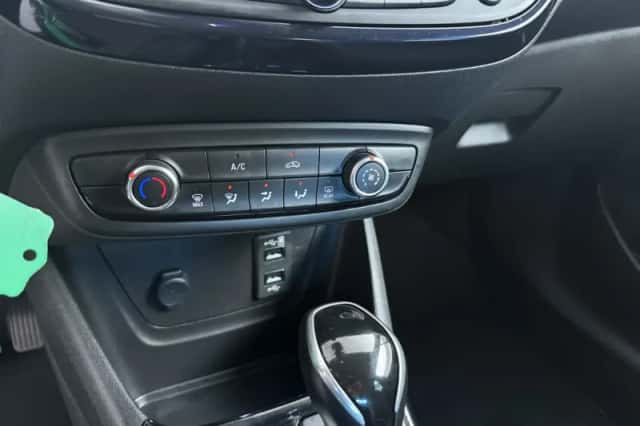Opel Crossland X (2019) thumbnail 31