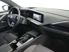 Opel Astra (2024) thumbnail 3
