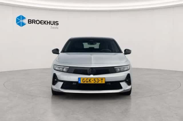 Opel Astra (2024) thumbnail 5