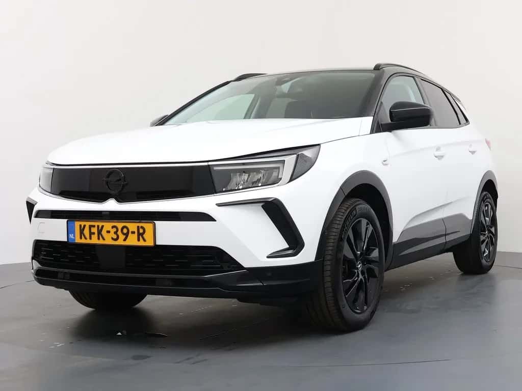 Opel Grandland (2023) — foto 1