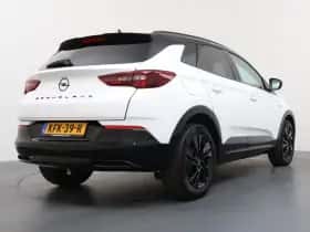 Opel Grandland (2023) thumbnail 2