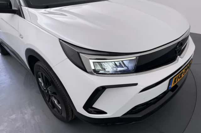 Opel Grandland (2023) thumbnail 11