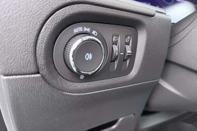 Opel Grandland (2023) thumbnail 25