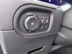 Opel Grandland (2023) thumbnail 25