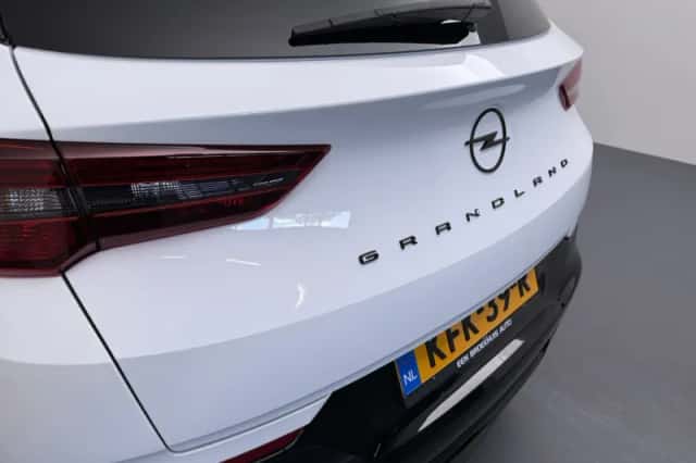 Opel Grandland (2023) thumbnail 34