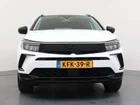 Opel Grandland (2023) thumbnail 5