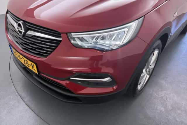 Opel Grandland X (2022) thumbnail 12