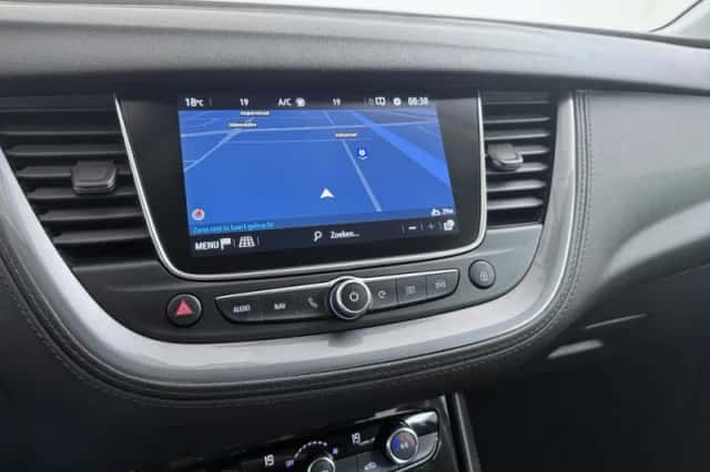 Opel Grandland X (2022) thumbnail 17