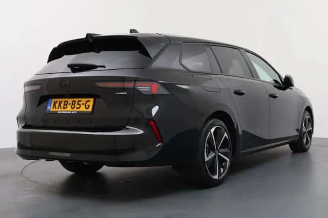 Opel Astra Sports Tourer (2025) thumbnail 2