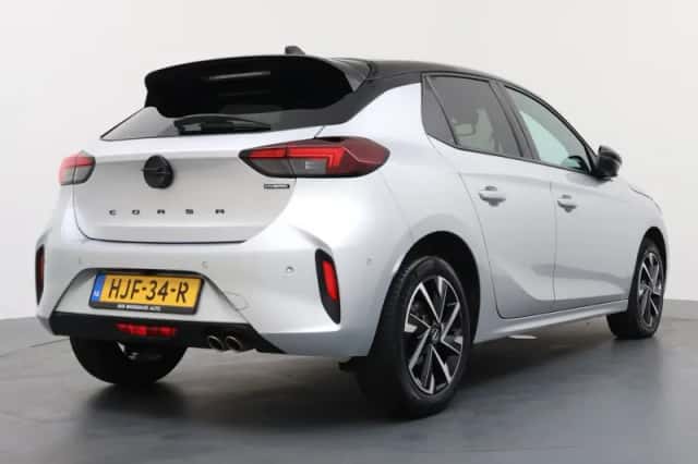 Opel Corsa (2025) thumbnail 2