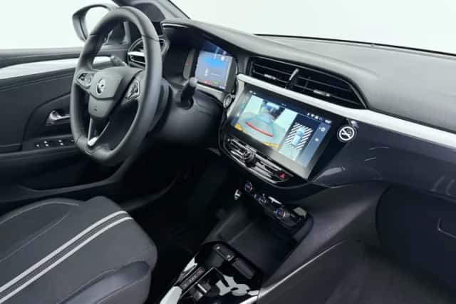 Opel Corsa (2025) thumbnail 3