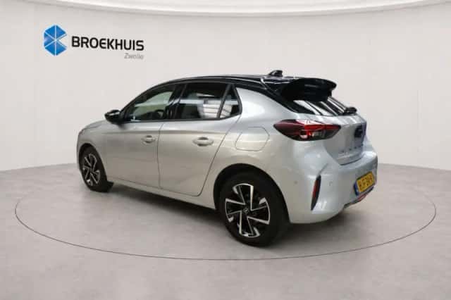Opel Corsa (2025) thumbnail 3