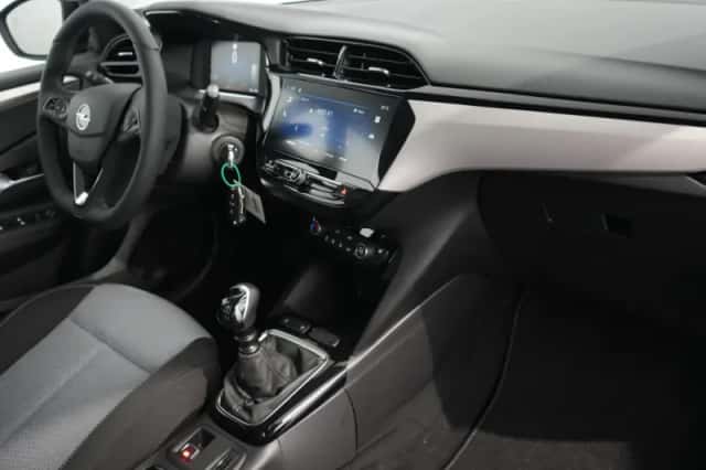 Opel Corsa (2025) thumbnail 3