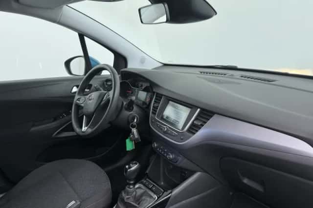 Opel Crossland X (2018) thumbnail 3