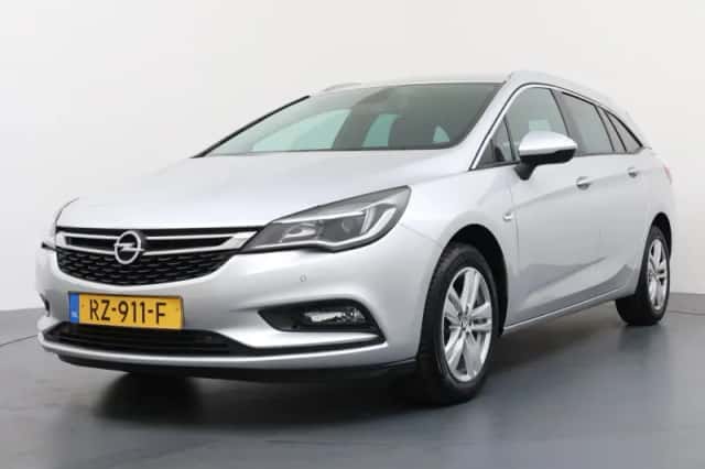 Opel Astra Sports Tourer (2018) thumbnail 1